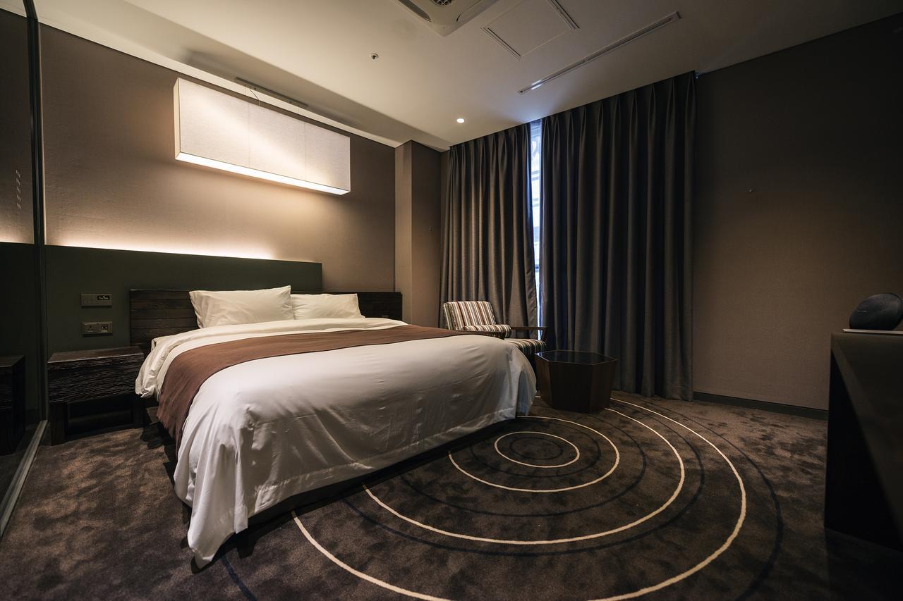 Best Louis Hamilton Hotel Changwon Esterno foto
