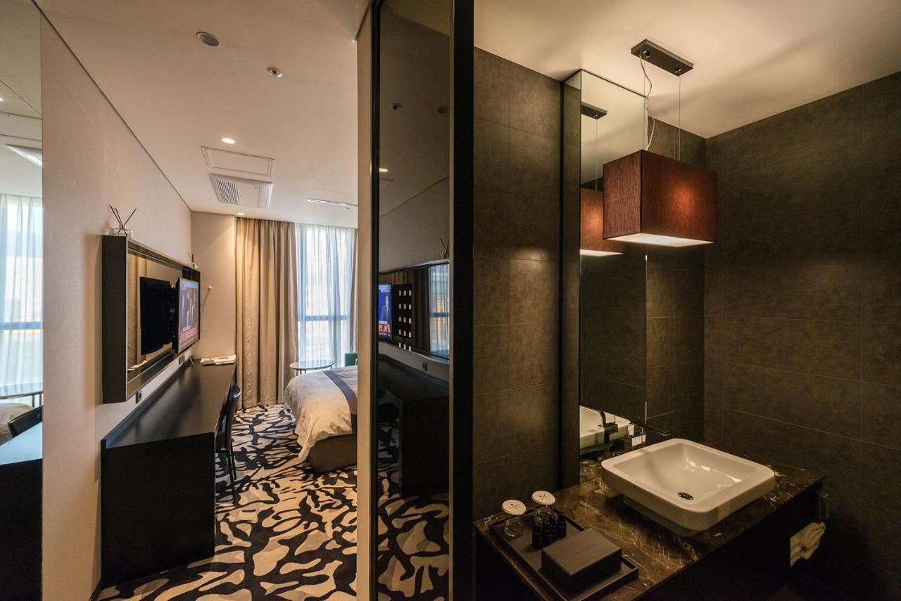 Best Louis Hamilton Hotel Changwon Esterno foto