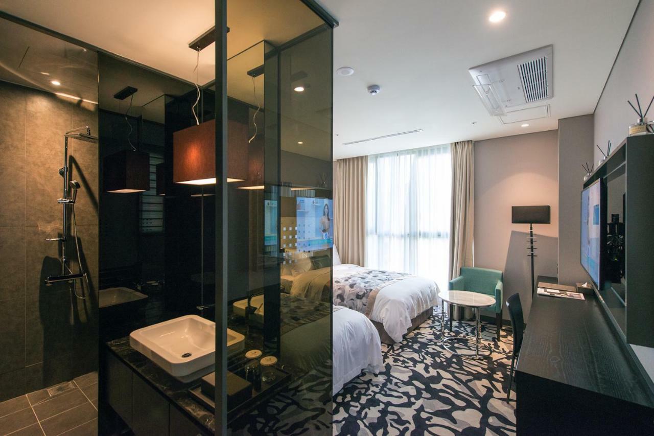 Best Louis Hamilton Hotel Changwon Esterno foto