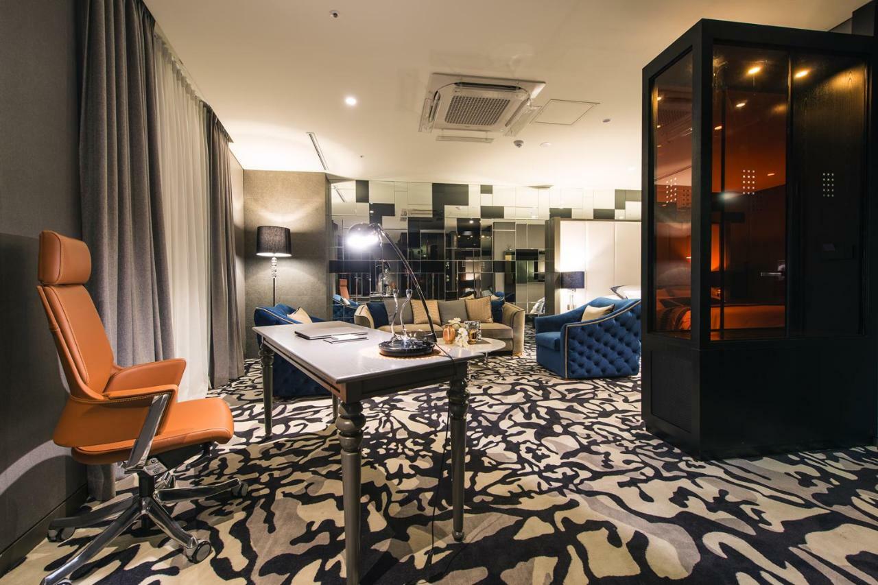 Best Louis Hamilton Hotel Changwon Esterno foto